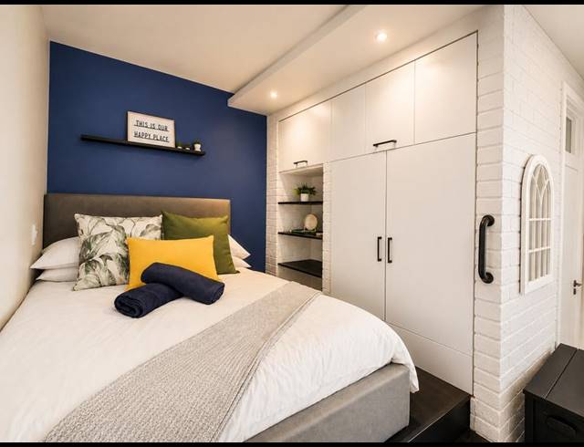 0 BEDROOM APARTMENT FOR SALE IN SEA POINT